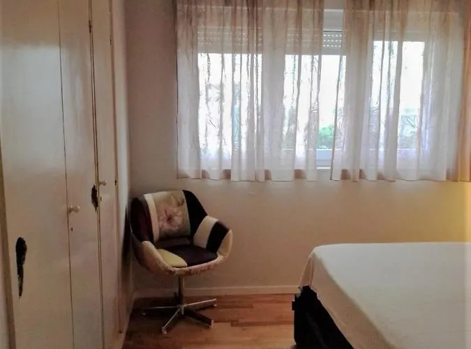 Charming N - Experience Your Way Apartment