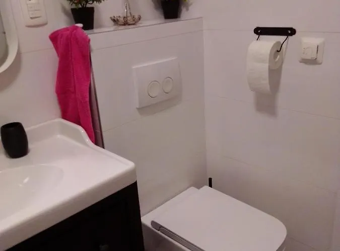 Charming N - Experience Your Way Apartment