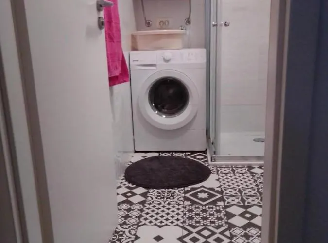 Charming N - Experience Your Way